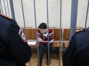 Порошенко обратился к Путину с просьбой направить врачей к Савченко