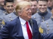 Трамп пошел на обострение с Конгрессом из-за "российского дела"