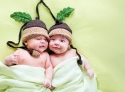 Вместо тройни женщина неожиданно родила четверых детей (видео)