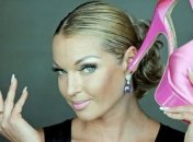 Анастасия Волочкова обескуражила необычным нарядом 