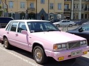 Volvo 760 1985 года