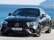 Среди приобретений - немало машин марки Mercedes