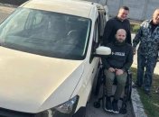 Ветеран Богдан Бабченко отримав переобладнаний автомобіль за сприяння Favbet Foundation