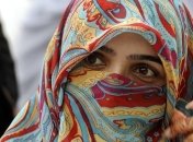 Мигрантам в России разрешено делать фото на документы в хиджабах