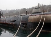 Подводников Украины усиленно кормят красной икрой и вином