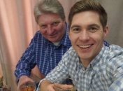 "Мой папа лучший": Владимир Остапчук тронул сеть воспоминаниями об отце (фото)