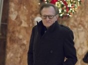 Противники Трампа разбили авто знаменитого телеведущего