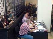 В Мариуполе оставили под арестом 6 подозреваемых в убийстве сотрудника СБУ