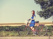 Коварный двухколесный: польза и недостатки езды на велосипеде