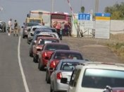 На КПВВ "Марьинка" снова образовались очереди