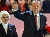 Эрдоган переизбран на пост лидера правящей партии