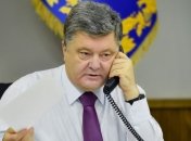 Порошенко обсудил с Меркель местные выборы в Украине