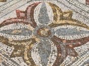 На древней мозаике найдено изображение часов