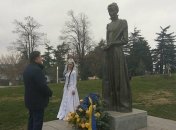 В Грузии открыли украинский памятник великой поэтессе