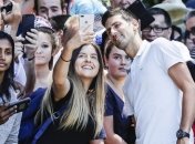 Счастлив, как ребенок: невероятные кадры Джоковича с титулом Australian Open