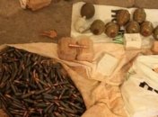 Выкрыто псевдо-волонтеров, налаживающих поставки оружия из зоны АТО