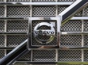 Volvo приобретает бизнес самосвалов
