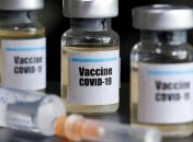 Вакцинация от коронавируса в Украине: в Минздраве объяснили кто и почему получит прививку первым 