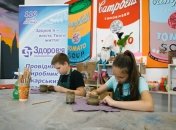 За підтримки Олександра Доровського і фармкомпанії "Здоров’я" діти Харкова безплатно відвідують заняття з арттерапії