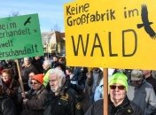 Tesla під Берліном: чому протестують місцеві жителі