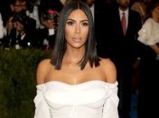 Ким Кардашьян предстала в чувственном образе для глянца
