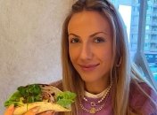 «Все равно красавица»: Леся Никитюк повеселила фанатов бодипозитивным фото