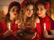 Традиционные гадания на Рождество 2020: обряды, чтобы привлечь любовь