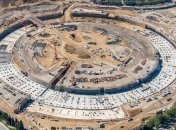 Аэровидеосъемка с места строительства кампуса-кольца Apple (Видео)