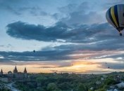 В Каменец-Подольском упал воздушный шар с людьми: есть погибший и пострадавшие (фото)