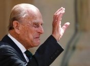 99-летний муж Елизаветы II вернулся домой после длительного лечения (фото)