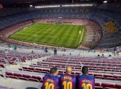 Барселона хочет вернуть болельщиков на стадион к важнейшему матчу с Атлетико