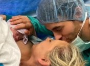 Энрике Иглесиас и Анна Курникова дали своему третьему ребенку русское имя