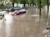 Львовскую область на Пасху накрыло сильным дождем (Видео)