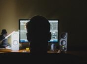 Трансляция длилась три часа: россиянин покончил с собой во время эфира во "ВКонтакте"