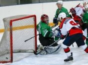 В чемпионате Украины по хоккею команды забили 23 шайбы на двоих