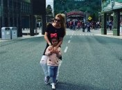 Ксения Бородина свозила дочь в Диснейленд