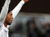 Роналдиньо не вернется в Европу