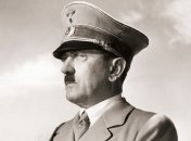 Статуя Гитлера вызвала скандал в Польше