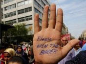 На греческо-македонской границе полиция применила слезоточивый газ