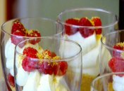 Чизкейк с малиной и ликером