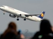 В Германии более 100 полицейских изучат жизнь пилота Airbus А320