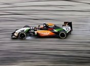 В Формуле-1 хотят уравнять моторы