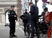 Чрезвычайное положение: Парламент Франции принял ряд мер по коронавирусу