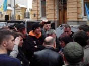 Протестующим под АП пообещали встречу с Порошенко