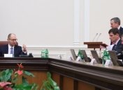 Яценюк: Россия экспортирует в Украину терроризм