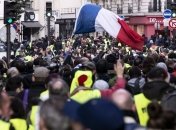 "Желтые жилеты" мобилизуются для новогодних протестов во Франции