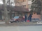 "Даже копы не сразу смогли вызвать скорую": сеть потрясла смерть женщины посреди улицы в Харькове