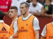 Агент Бэйла вновь "наехал" на Зидана