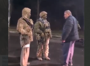 Житель Мелітополя зупиняє окупантів з РФ