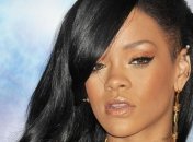 Рианна запускает собственную линию косметики 